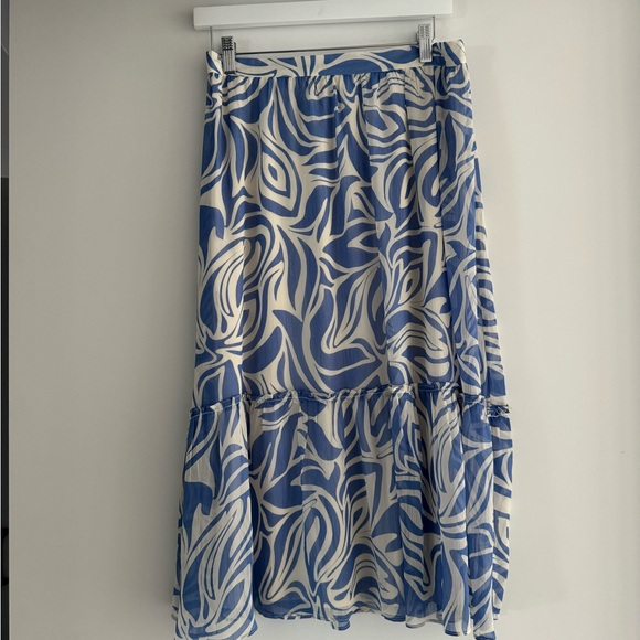 1. State A-Line Crop Top & Midi Skirt Tiered Elastic Waist Set - Picture 4 of 7